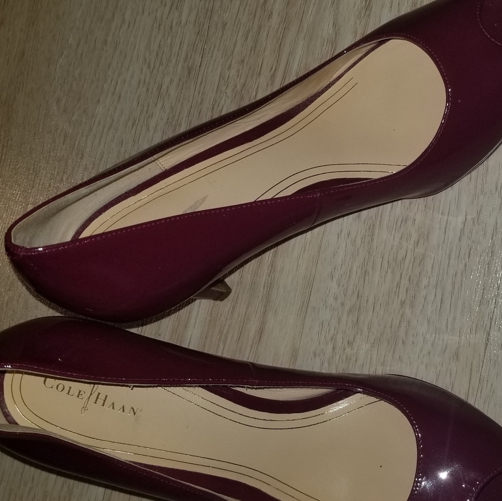 Shoes - Picture 3 of 5